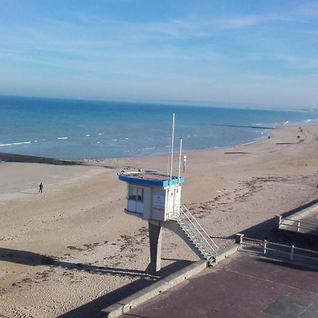 Neptune Lion-sur-Mer Exterior foto